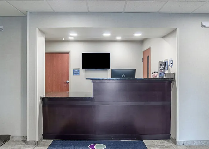 Cobblestone Inn&suites - 2*