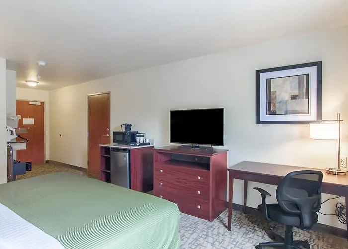 Cobblestone & - Hotel